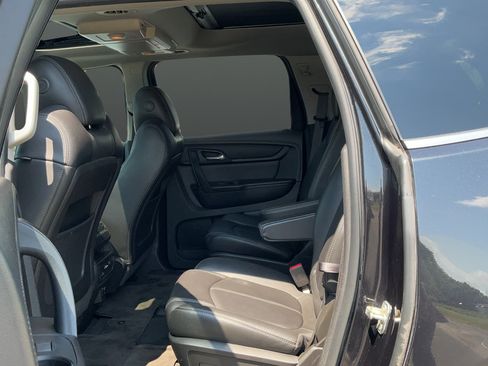 Used 2015 Chevrolet Traverse LT AWD/4WD image 19