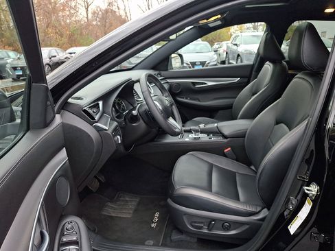 Used 2023 INFINITI QX55 Luxe w/ Cargo Package image 14