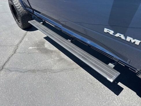 Used 2022 RAM 2500 Laramie AWD/4WD image 12