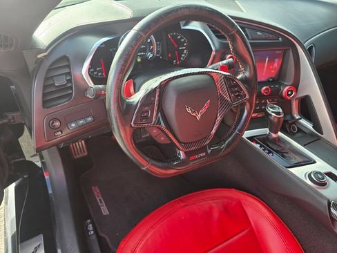 Used 2019 Chevrolet Corvette Z06 RWD image 17