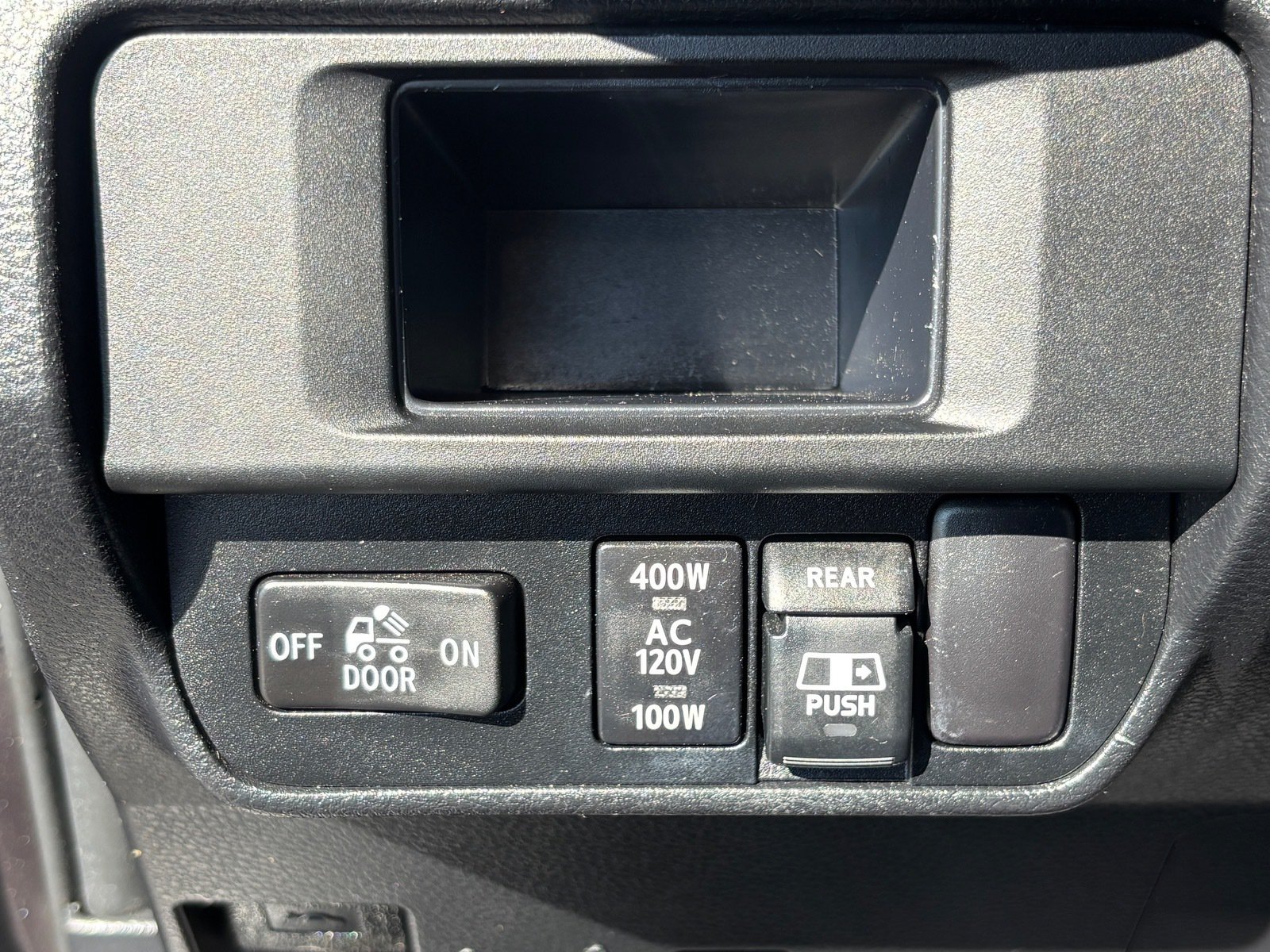 Used 2017 Toyota Tacoma TRD Sport RWD image 26