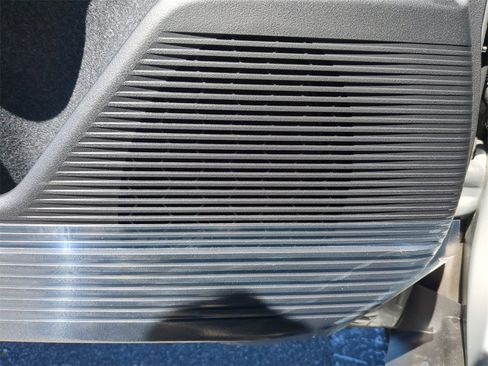 New 2026 Subaru Outback Premium image 18