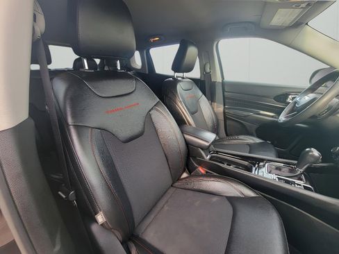 Used 2022 Jeep Compass Trailhawk image 35