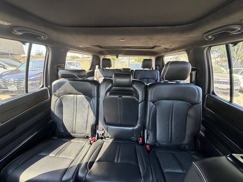 Used 2023 Jeep Grand Wagoneer Series II w/ Flexible Seating Group AWD/4WD image 42