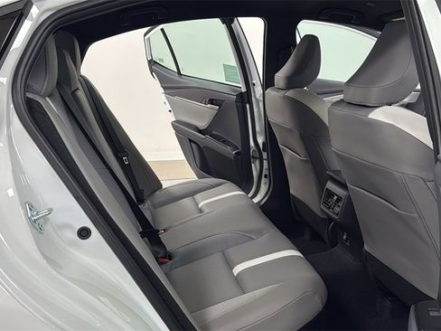 New 2026 Toyota Camry SE image 17