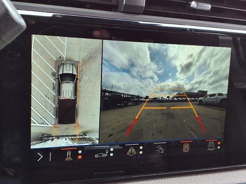 Certified 2025 GMC Sierra 3500 Denali w/ Denali Reserve Package image 6