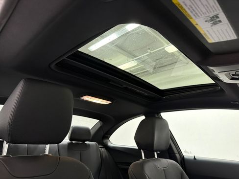Used 2018 BMW 230i Coupe w/ Premium Package RWD image 10