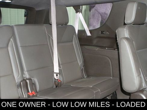 Used 2022 GMC Yukon XL Denali AWD/4WD image 29