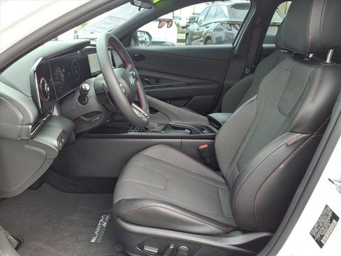 Certified 2025 Hyundai Elantra N Line image 19