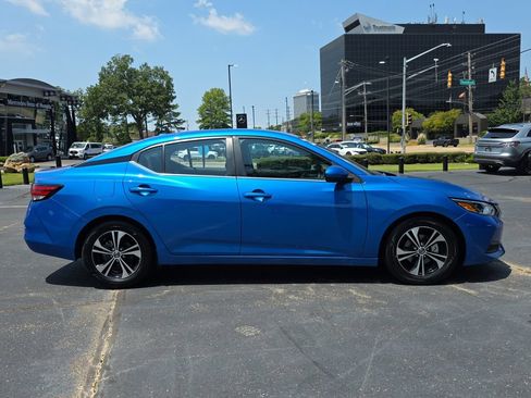 Used 2023 Nissan Sentra SV FWD image 6