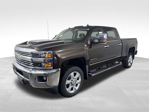 Used 2018 Chevrolet Silverado 2500 LTZ w/ Duramax Plus Package AWD/4WD image 3