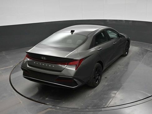 New 2026 Hyundai Elantra SEL Sport FWD image 30