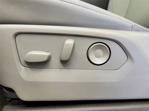 New 2026 Chevrolet Silverado 1500 LTZ w/ LTZ Convenience Package II image 30