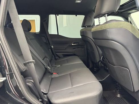 Used 2024 Lexus GX 550 image 19