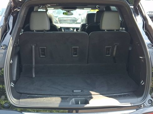 Certified 2024 Buick Enclave Essence w/ Experience Buick Package AWD/4WD image 29