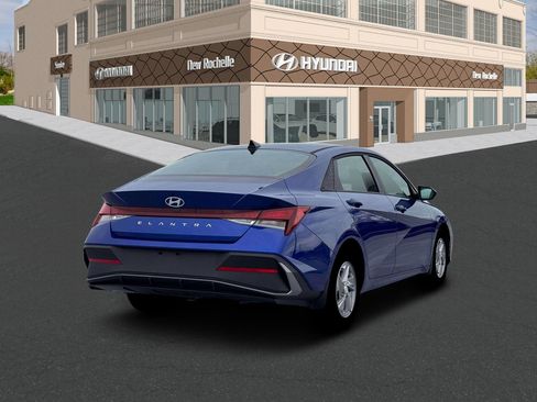 New 2026 Hyundai Elantra SE w/ Cargo Package FWD image 7