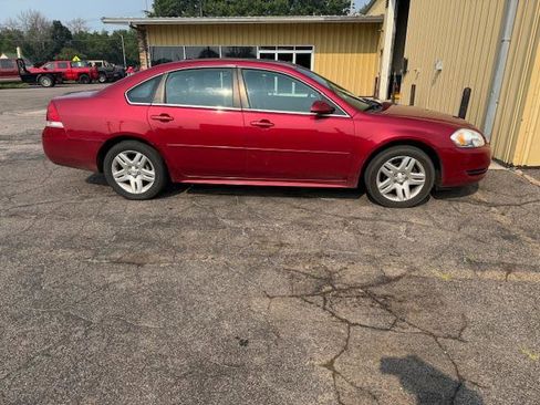 Used 2014 Chevrolet Impala LT w/ LT Sunroof Package image 6
