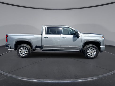 New 2026 Chevrolet Silverado 2500 High Country w/ High Country Premium Package AWD/4WD image 14
