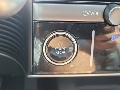 New 2026 Hyundai Ioniq 5 SEL image 9