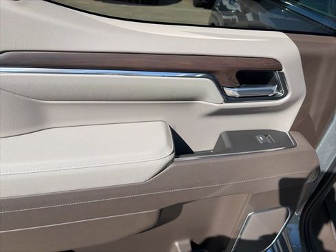 New 2026 GMC Sierra 1500 SLT w/ SLT Premium Plus Package image 12