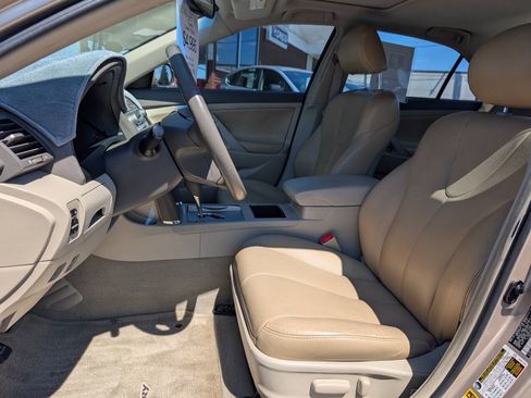 Used 2007 Toyota Camry Hybrid FWD image 11
