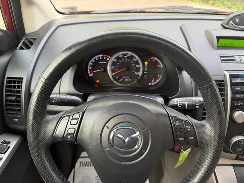 Used 2010 MAZDA MAZDA5 Touring FWD image 16