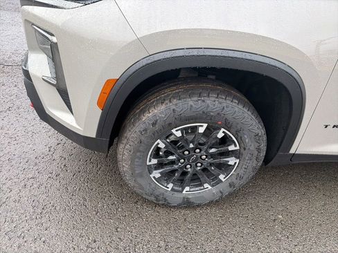 New 2026 Chevrolet Traverse Z71 image 10