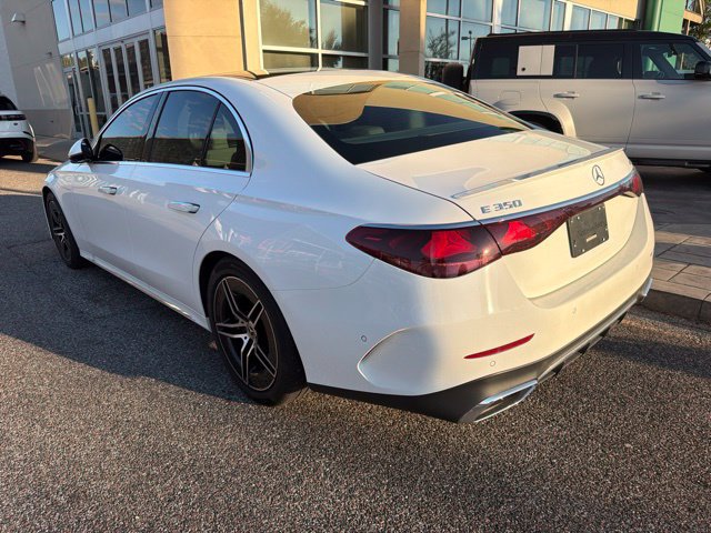 Used 2024 Mercedes-Benz E 350 4MATIC Sedan image 3