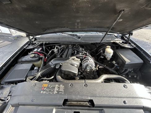 Used 2014 GMC Yukon XL SLT image 21