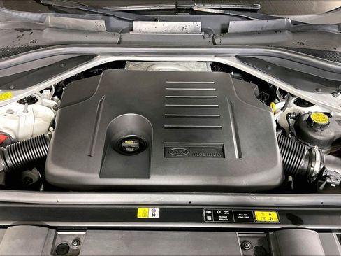 Used 2023 Land Rover Range Rover Sport SE AWD/4WD image 9