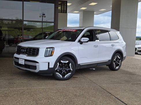 Used 2025 Kia Telluride S FWD image 1