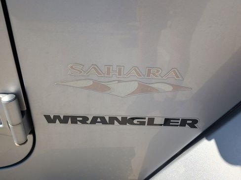 Used 2013 Jeep Wrangler Sahara w/ Connectivity Group image 10