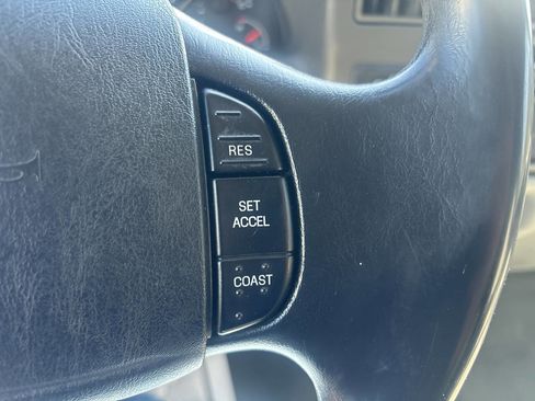 Used 2004 Ford F250 XLT image 38