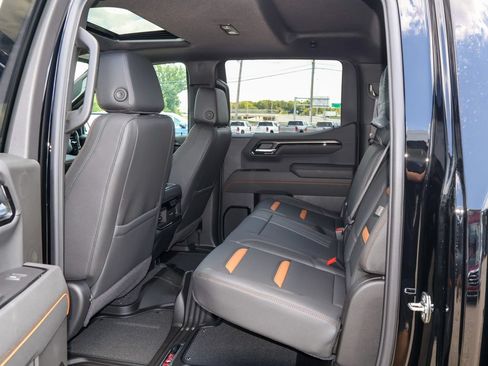 New 2026 GMC Sierra 1500 AT4 w/ AT4 Premium Package AWD/4WD image 10