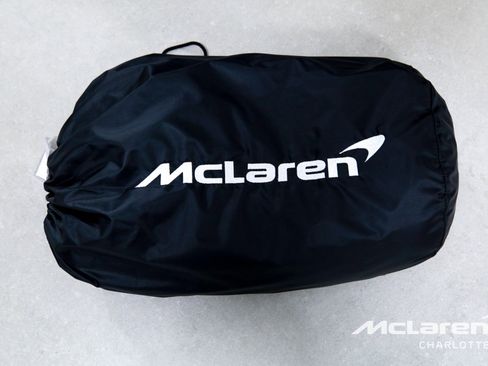 Used 2025 McLaren Artura Spider image 24