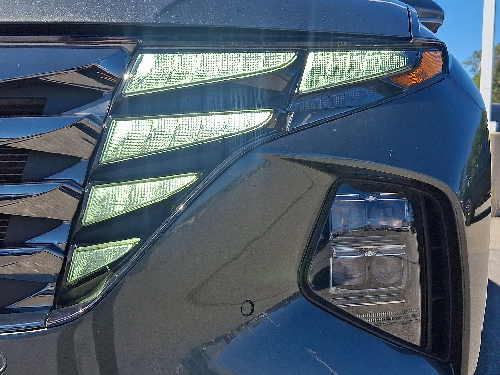 Used 2023 Hyundai Tucson Limited w/ Cargo Package AWD/4WD image 9
