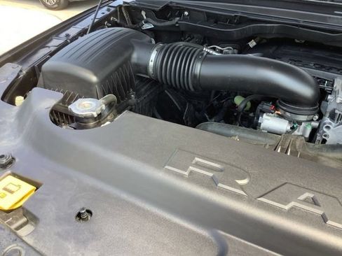 Used 2023 RAM 1500 Laramie AWD/4WD image 16
