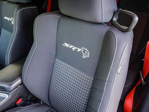 Used 2019 Dodge Challenger SRT Hellcat image 25