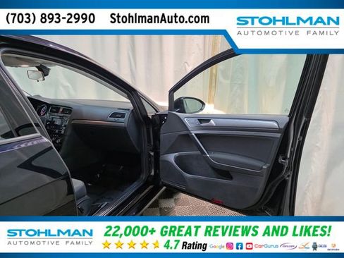 Used 2018 Volkswagen Golf S image 30