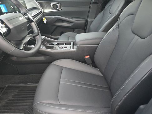 New 2026 Kia Sorento S image 7