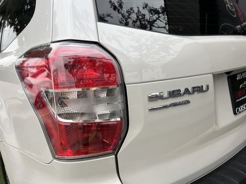 Used 2015 Subaru Forester 2.5i w/ Alloy Wheel Package AWD/4WD image 10