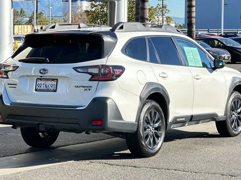 Certified 2025 Subaru Outback Onyx Edition XT image 4