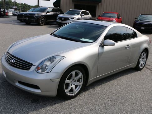 Used 2003 INFINITI G35 Coupe w/ Premium Pkg RWD image 1