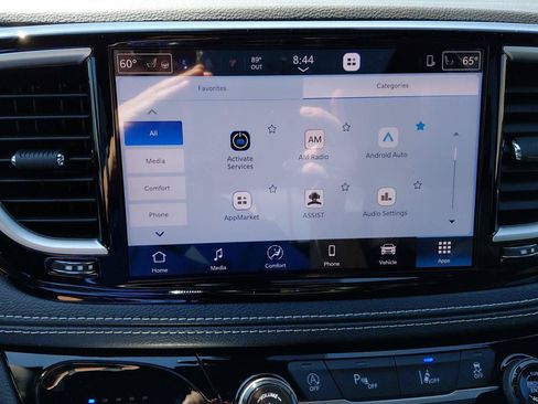 New 2026 Chrysler Pacifica Select AWD/4WD image 38