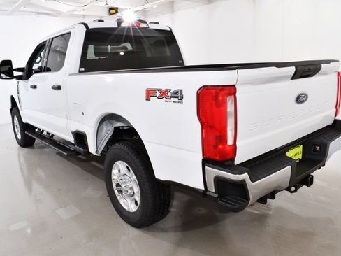 New 2026 Ford F350 XLT w/ FX4 Off-Road Package AWD/4WD image 15
