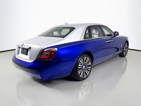 Certified 2023 Rolls-Royce Ghost w/ Ghost Package AWD/4WD image 8