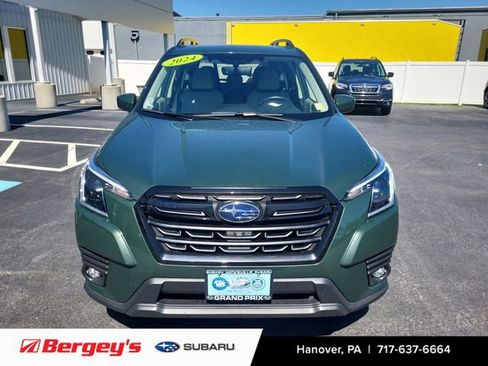 Certified 2024 Subaru Forester Premium AWD/4WD image 7