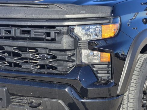 Used 2023 Chevrolet Silverado 1500 Custom w/ LPO, Dark Essentials Package image 9