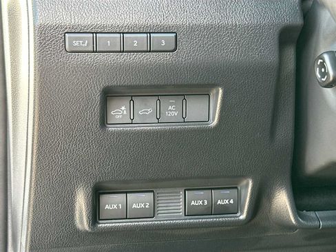 Used 2026 Lexus GX 550 AWD/4WD image 10