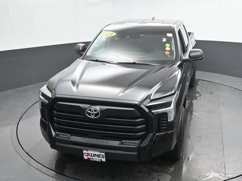 Used 2024 Toyota Tundra SR5 AWD/4WD image 28